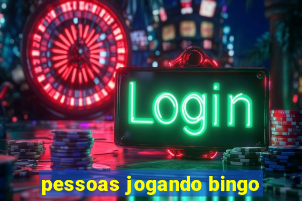 pessoas jogando bingo